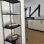 Petite Maison Typique En Outremeuse - 2 A 4 Personnes *