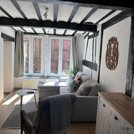 Petite Maison Typique En Outremeuse - 2 A 4 Personnes بيت للعطل