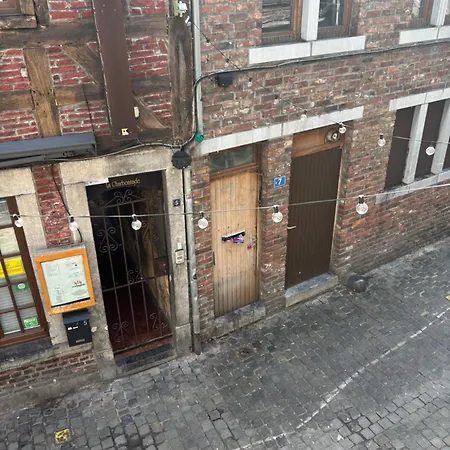 Petite Maison Typique En Outremeuse - 2 A 4 Personnes *